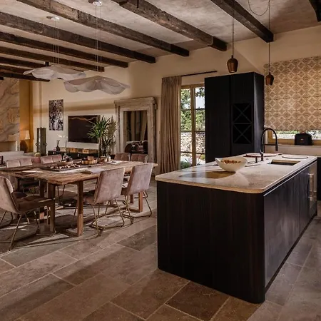 Lamaison - Concierge & Gourmet Serenity Escape Villa