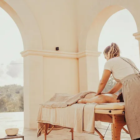 Lamaison - Concierge & Gourmet Serenity Escape Villa