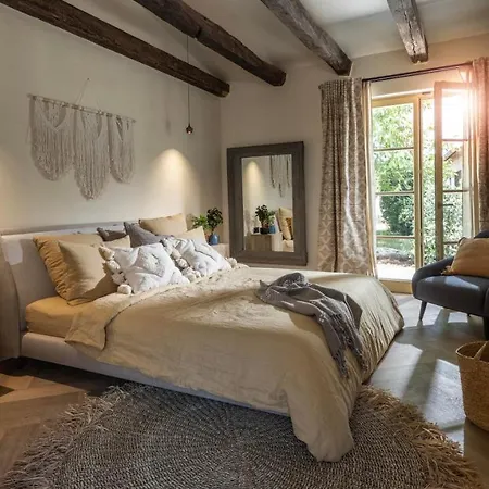 Lamaison - Concierge & Gourmet Serenity Escape Sveti Petar u Šumi