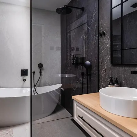 Lamaison - Concierge & Gourmet Serenity Escape