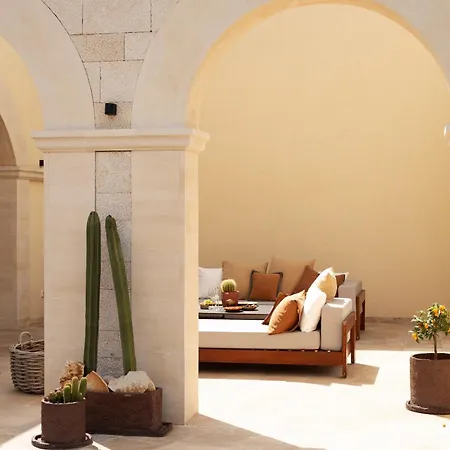 Lamaison - Concierge & Gourmet Serenity Escape *
